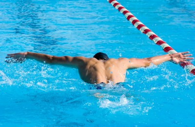 Плавание - прекрасный выбор для тех, кто хочет заниматься спортом