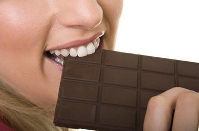 Как сладкое влияет на здоровье зубов