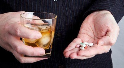 Можно ли смешивать антибиотики и алкоголь? Мнение экспертов.