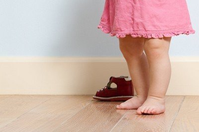 Почему развивается плоскостопие у детей