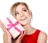 Выбираем любимой подарок на 8 марта